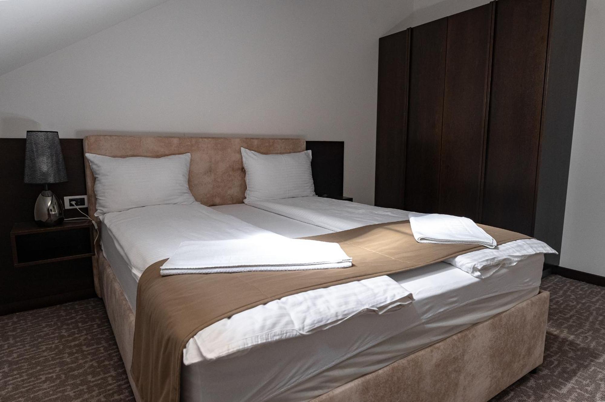 Apartmani Astral Šabac Buitenkant foto